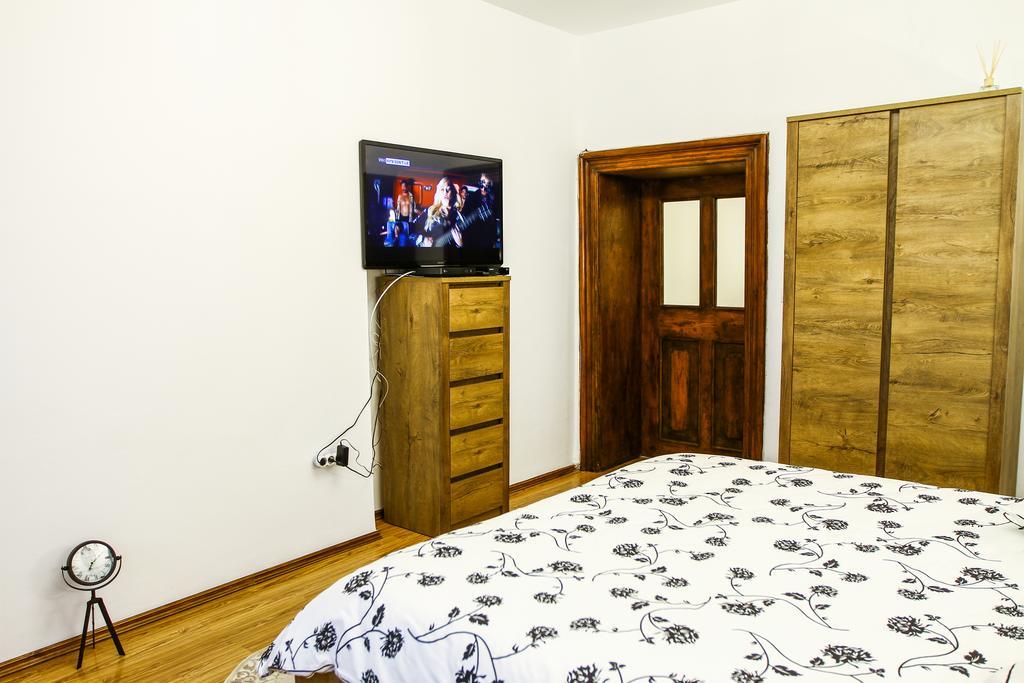 Historical Studio Apartment Sibiu Exterior photo